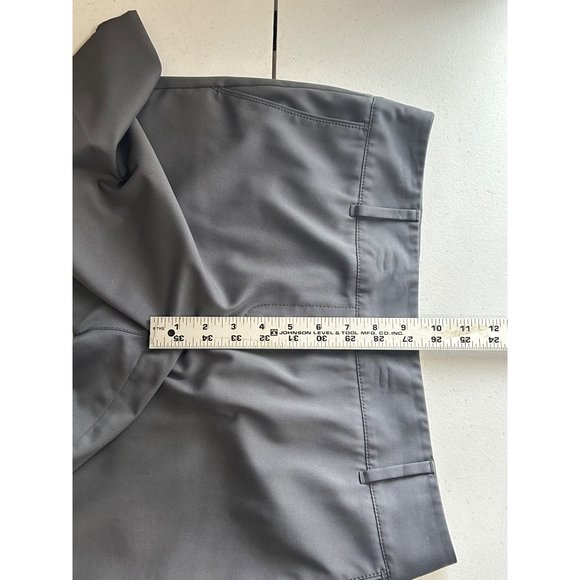 Annika, Cutter & Buck, Gray Bermuda Shorts, Size 8 - Picture 6 of 6